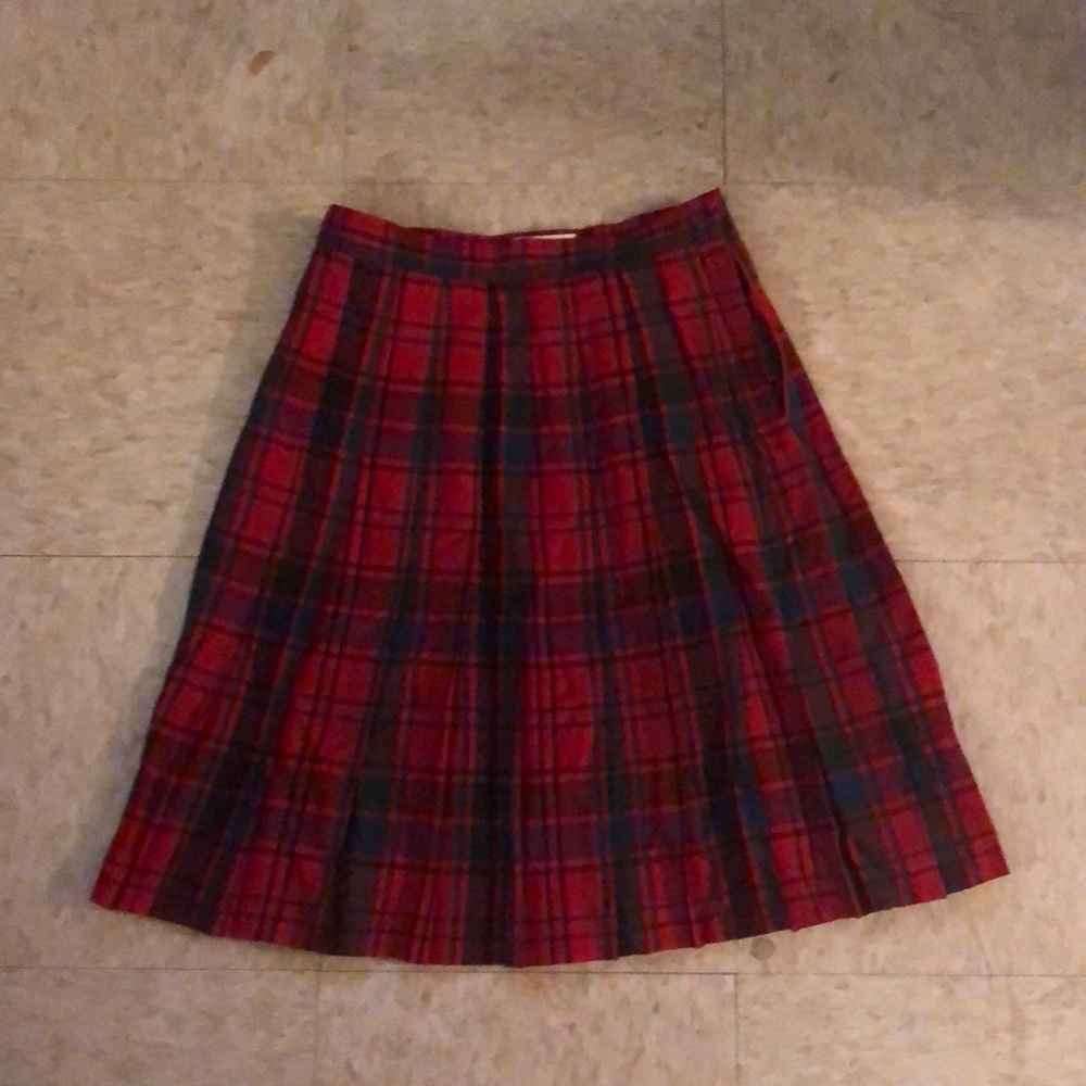 Cute vintage plaid school skirt